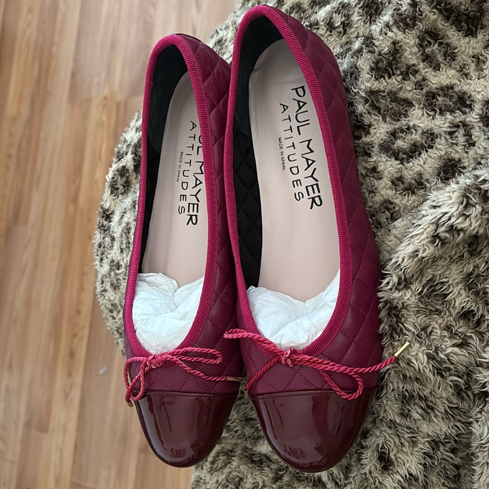 Paul Mayer - best quilted leather ballet flat
Size - 8/8.5